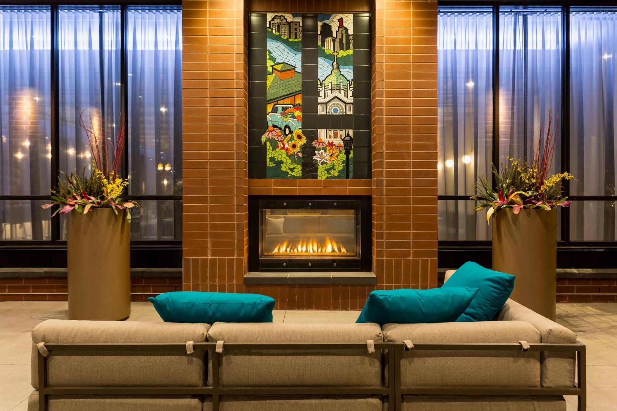 Springhill Suites St. Paul Downtown Saint Paul Exteriör bild